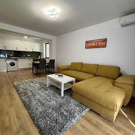 Amberline & With Terrace Apartment *